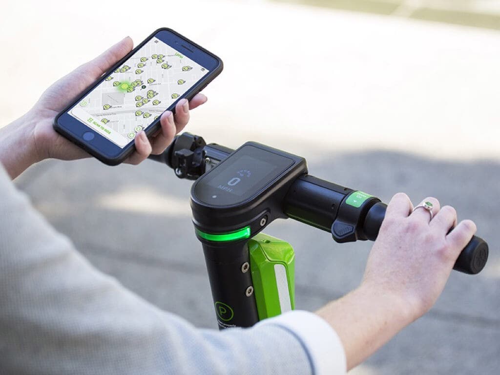 Los patinetes eléctricos de alquiler llegan a las calles de Rivas 