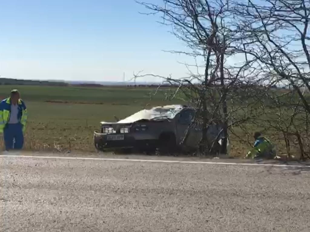 Una vecina de Torres de la Alameda vuelca con su coche en Campo Real