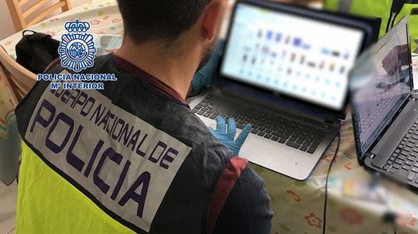 Detenido en Madrid por almacenar fotos pornográficas de la hija menor de un amigo