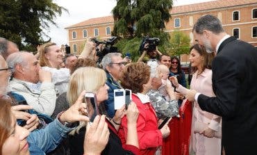 Los Reyes entregan este martes en Alcalá de Henares el Premio Cervantes