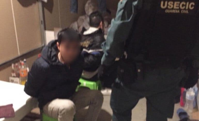 Liberadas 21 víctimas de trata en naves de Guadalajara y otras provincias