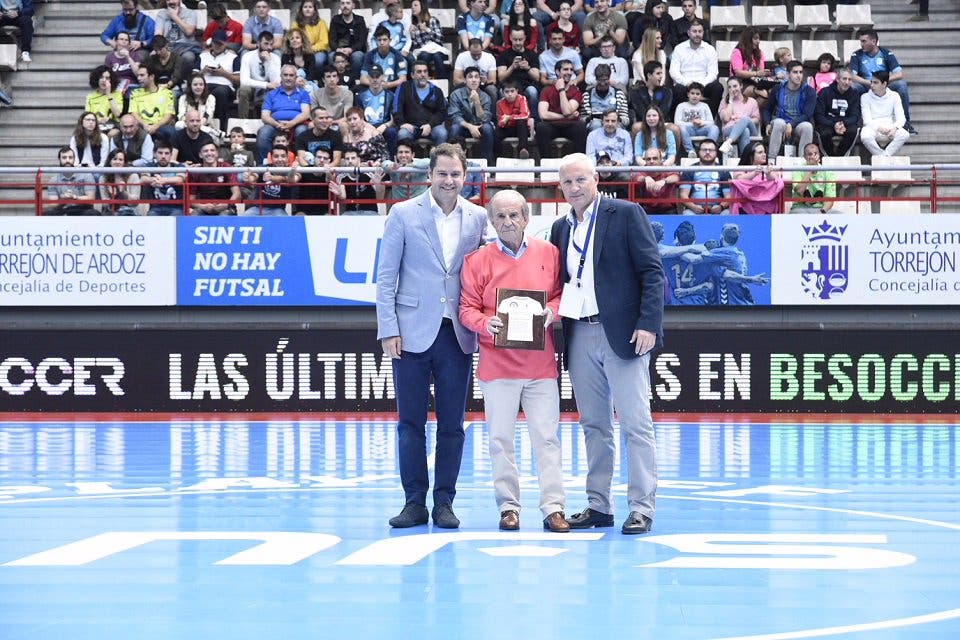 Torrejón rindió homenaje a José María García, fundador del Movistar Inter