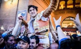 Histórica puerta grande de Roca Rey en Madrid