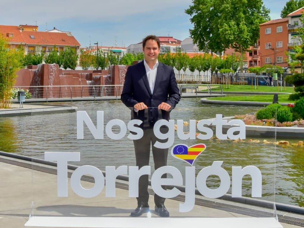 Ignacio Vázquez presenta su candidatura bajo el eslogan «Nos gusta Torrejón»