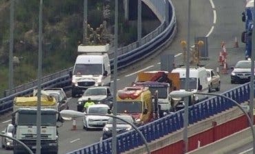 Caos por un bache peligroso en la M-50 con la M-45 