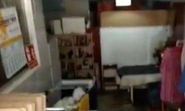 Desmantelado en Madrid un hostal de los horrores: «Vivían en condiciones infrahumanas»