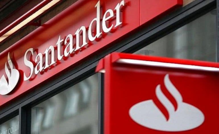 El Banco Santander cerrará 131 oficinas en Madrid y tres en Guadalajara