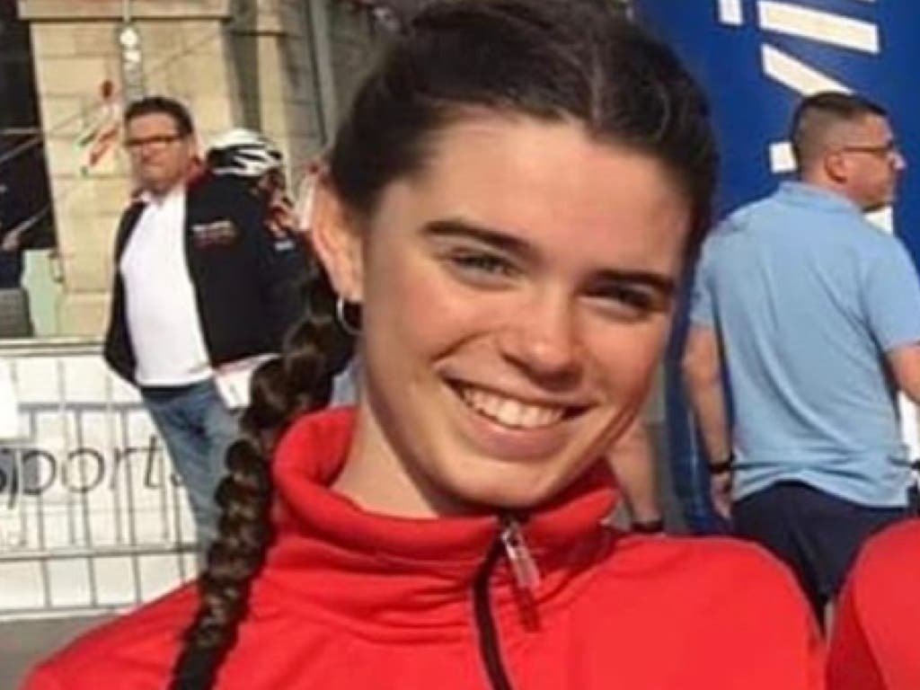 Dolor en Rivas por la muerte de una triatleta de 15 años