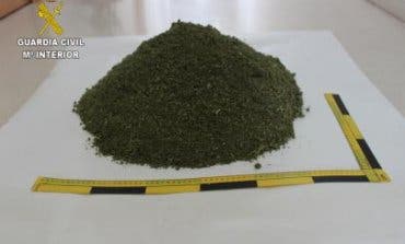 Detenido un vecino de Torrejón con cuatro kilos de marihuana en el coche