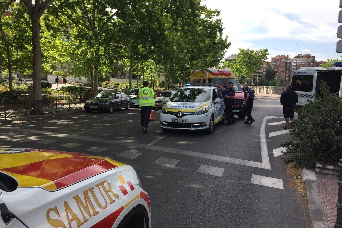 Muy grave un hombre invidente y sordomudo al ser atropellado por una moto en Madrid