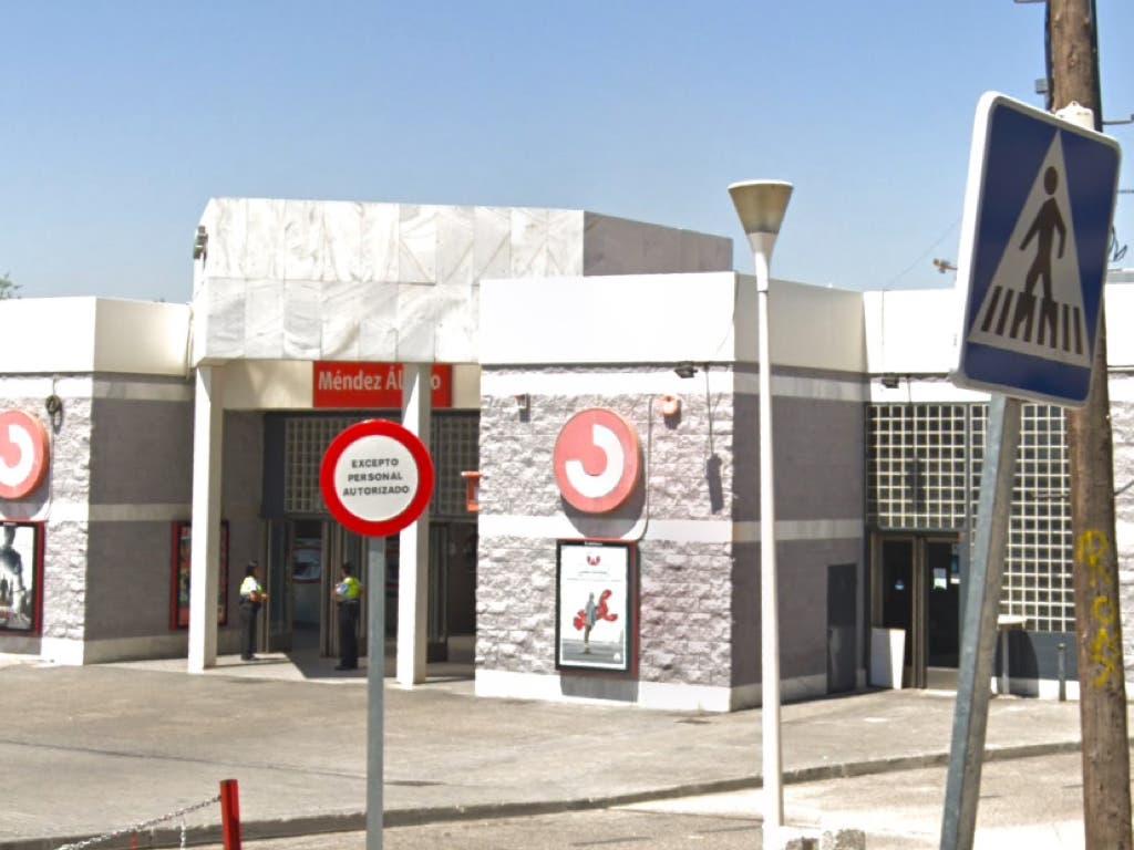 Cercanías cierra la estación exterior de Méndez Álvaro por obras 