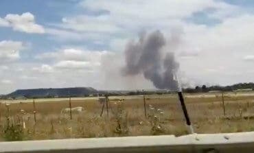Un incendio de pastos en San Fernando provoca una gran columna de humo