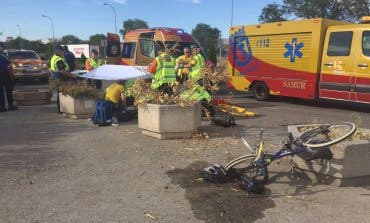 Muy grave una mujer atropellada en Vallecas cuando iba en bicicleta