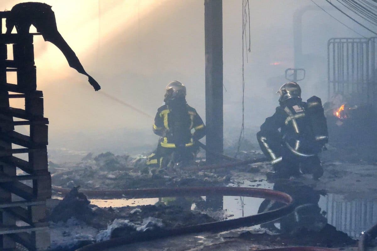 Incendio sin heridos en un polígono industrial de Leganés