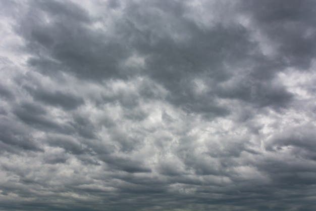 Aviso amarillo por tormentas en la Comunidad  de Madrid desde las 18 horas