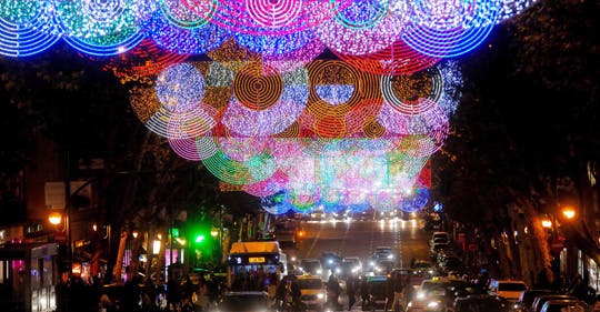 Madrid aumentará la iluminación navideña y recuperará el Belén de la Puerta de Alcalá