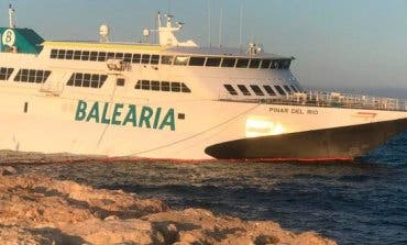 Un vecino de Alcalá de Henares y su hijo, entre los pasajeros del ferry encallado en Dénia