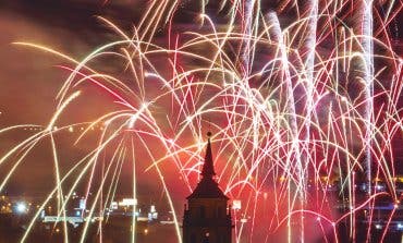 Desfile y fuegos artificiales para despedir las Ferias de Alcalá de Henares