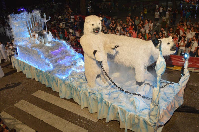 Azuqueca celebra este miércoles su Desfile de Carrozas suspendido por la lluvia