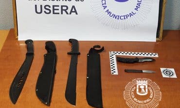 Detenidos dos menores con varios machetes en un autobús de la EMT