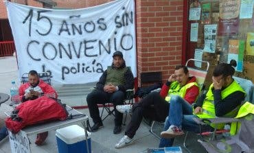 Encierro de policías locales en Coslada por un nuevo convenio laboral