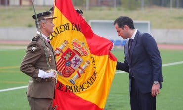 Aguado jura bandera en Paracuellos de Jarama