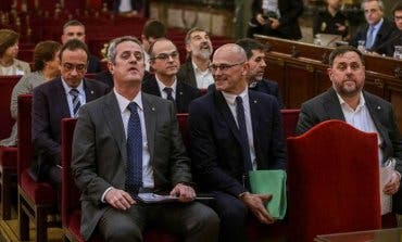 El Supremo condena a 100 años de cárcel en total a los líderes independentistas