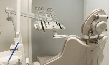 Cierra por sorpresa una clínica dental en Alcalá de Henares