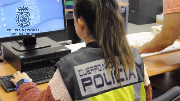 Tres hermanas detenidas por estafar a ancianas en Madrid y Guadalajara mediante el tocomocho