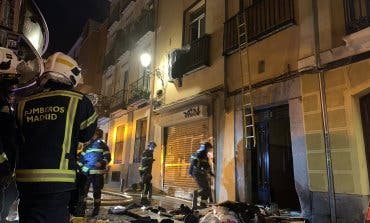 Una familia realojada tras incendiarse su casa en Madrid