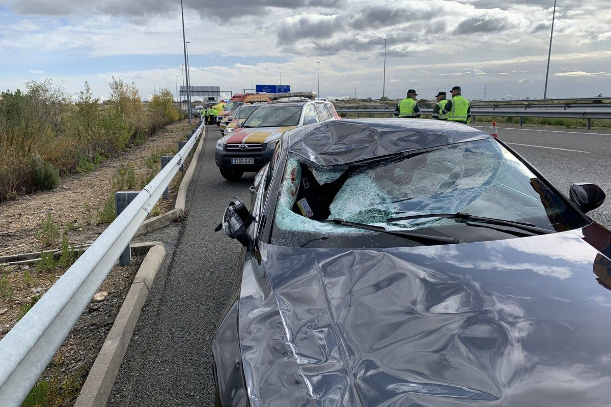 Muere atropellado un camionero de 31 años en la R-3