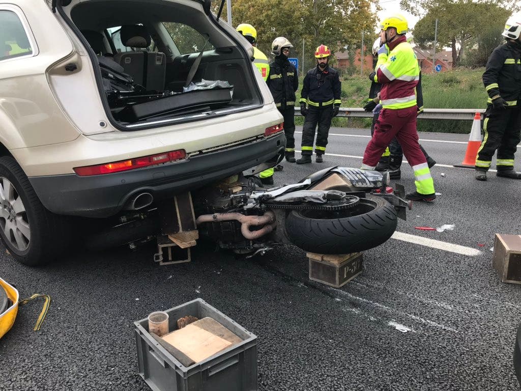 Herido grave un motorista en un accidente múltiple en la A-42