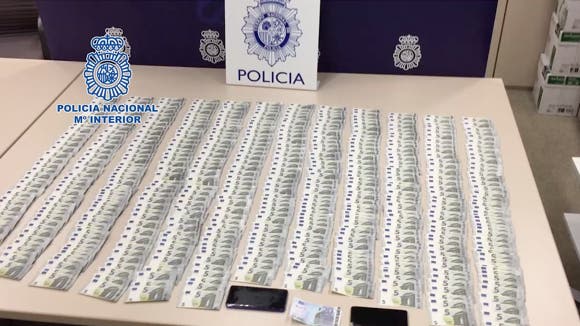 Seis detenidos por distribuir billetes falsos de 5 euros en Madrid y otras comunidades