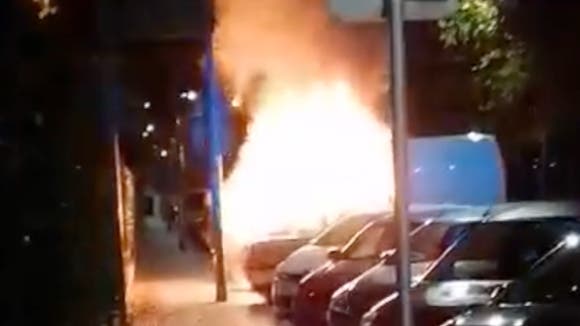 Arde una furgoneta estacionada en Torrejón de Ardoz