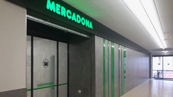 Mercadona inaugura un nuevo modelo de tienda eficiente en Guadalajara