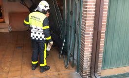 Un coche pierde los frenos y arrolla a dos ancianas en Majadahonda