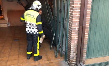 Un coche pierde los frenos y arrolla a dos ancianas en Majadahonda