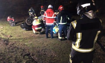 Herido grave un conductor de 52 años tras tras chocar contra otro coche en Móstoles