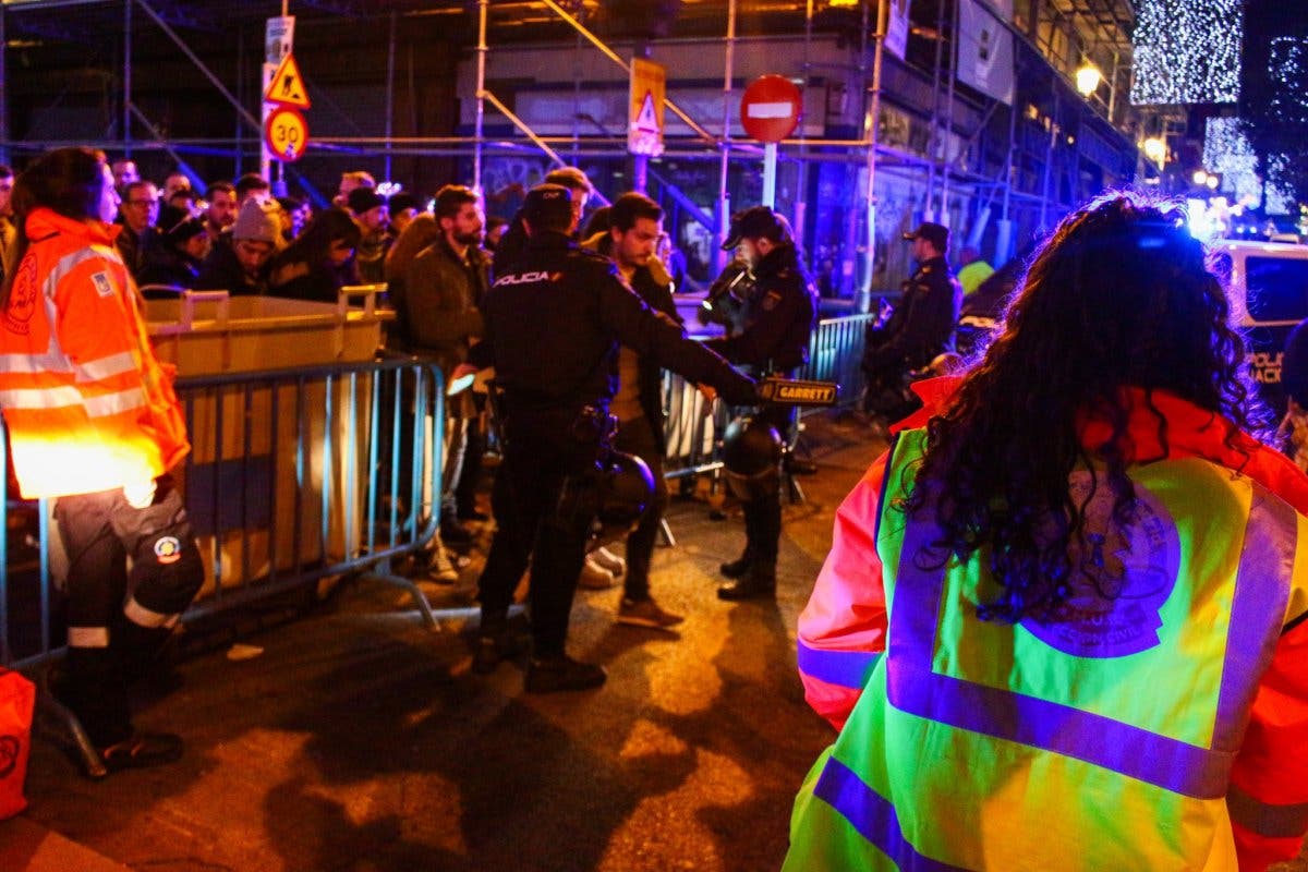 Cuatro filtros policiales para acceder a la Puerta del Sol en Nochevieja