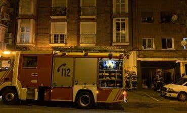 Dos incendios en Madrid dejan once intoxicados y un edificio desalojado
