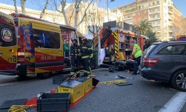 Un motorista muerto tras chocar contra un coche en Madrid 