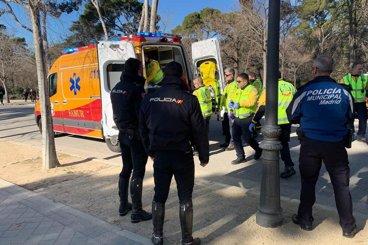 Herido grave un ciclista tras sufrir una caída en El Retiro 