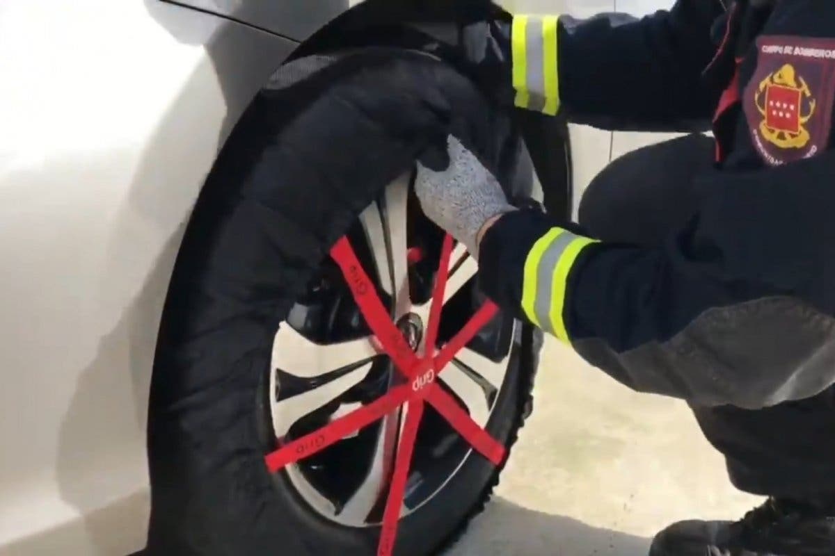 La nieve llega a Madrid: obligatorio el uso de cadenas en Navacerrada y Cotos