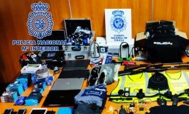 Detenida en Madrid una banda que se hacía pasar por policías para asaltar comercios