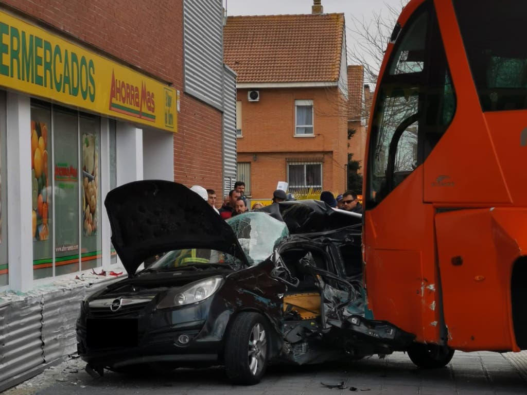 La empresa del bus escolar siniestrado en Azuqueca apunta a un fallo humano