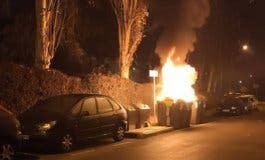 Arde un contenedor en una calle de Coslada 