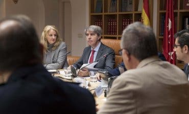 Garrido acusa de «grosería» a los alcaldes de Coslada y San Fernando de Henares