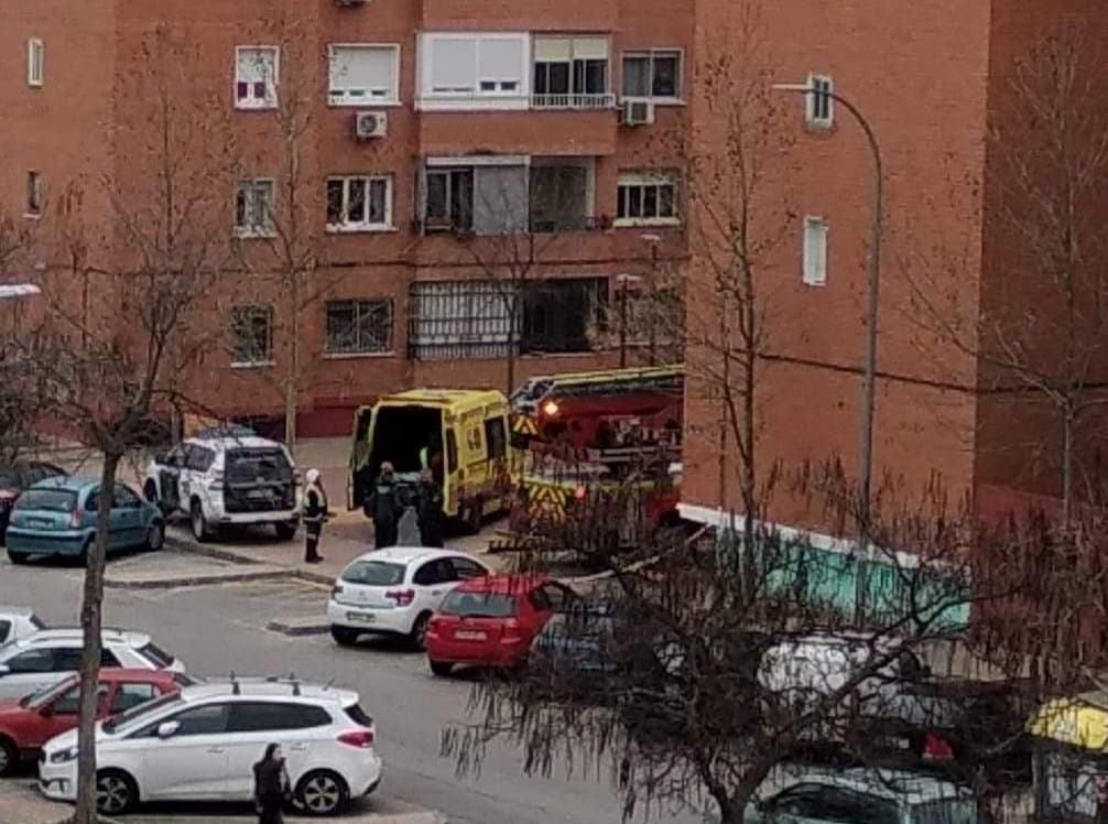 Un hombre con problemas mentales amenazó con volar un edificio en Meco