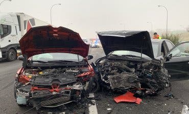 Aparatoso accidente en la M-45 con ocho vehículos implicados
