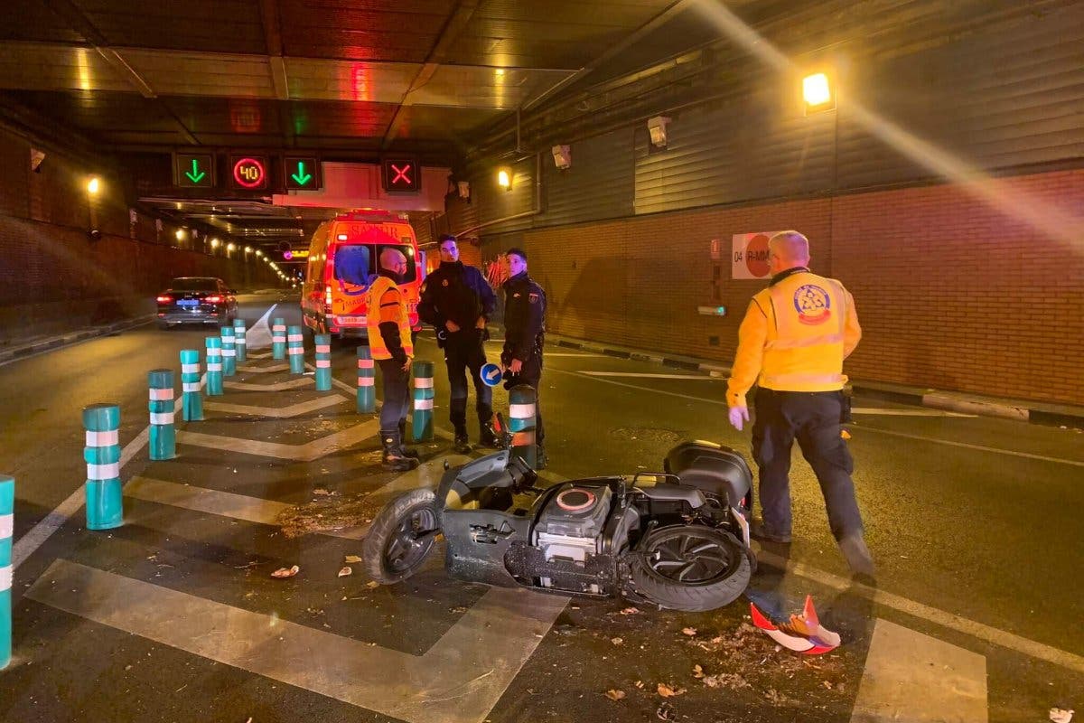 Herido grave un motorista de 34 años en el túnel de María de Molina